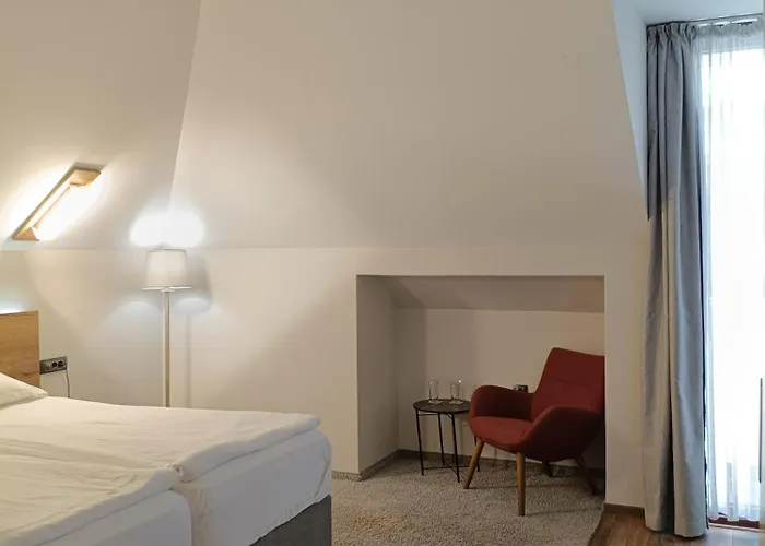 хюго 3* Варна