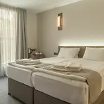 Hugo Hotel 3*